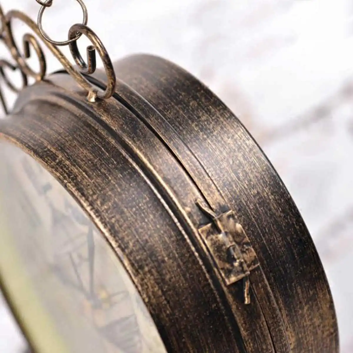 Винтажные декоративные двухсторонние металлические настенные часы