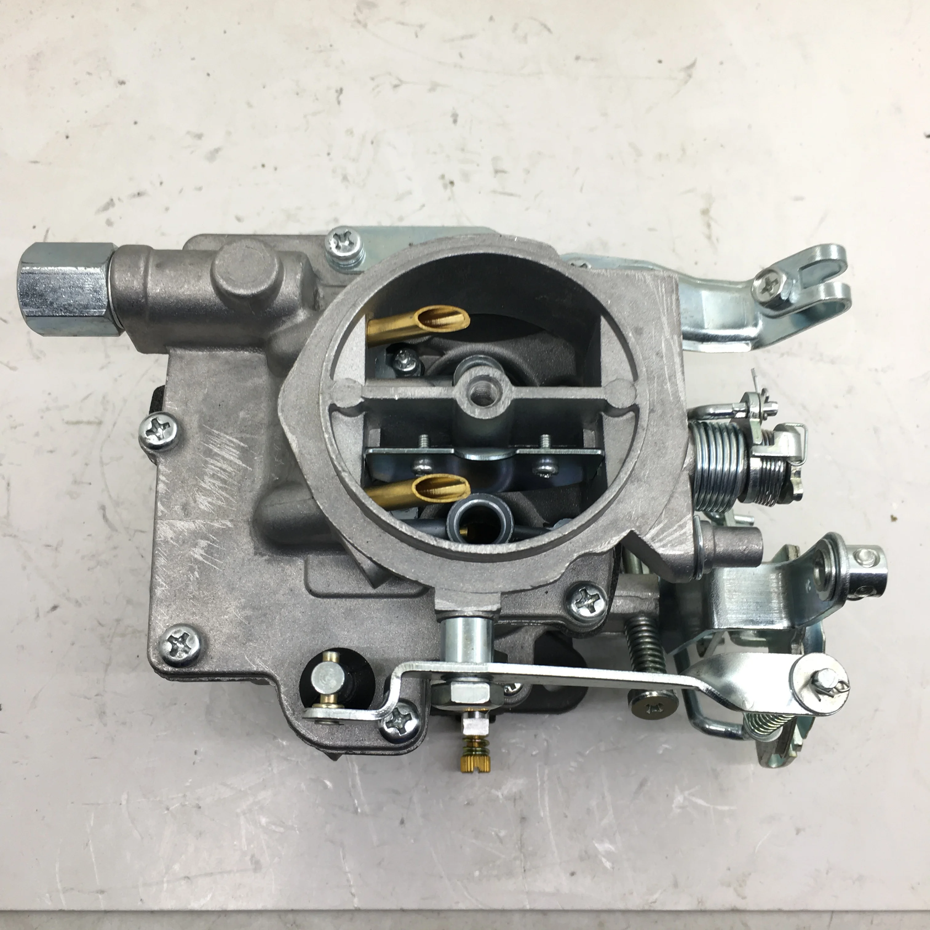 Карбюратор sherryберга КАРБЮРАТОР подходит для Toyota Corolla 3K 4K 1968-78 21100-24034 21100-24035 vergazer