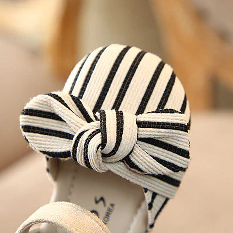 Весенние модельные туфли с бантом для маленьких девочек обувь принцессы малышей