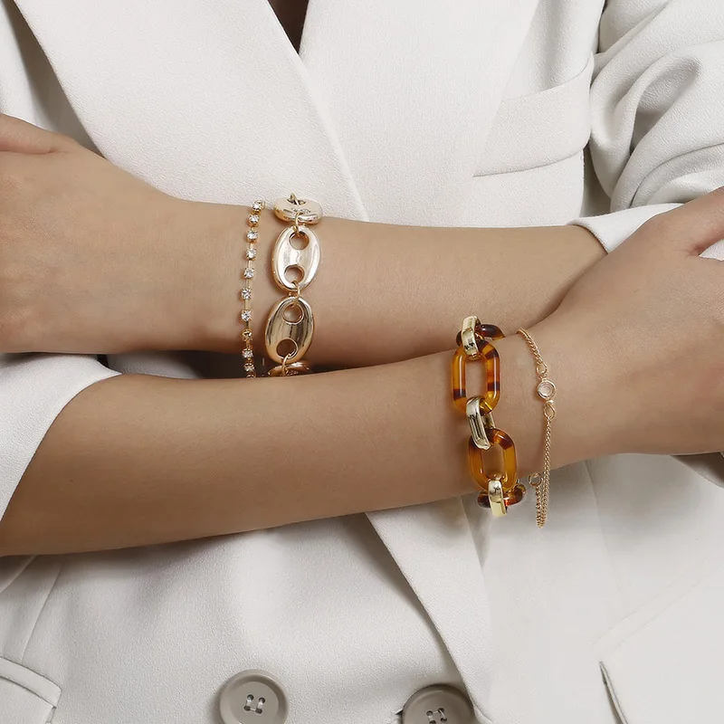 

RE 4 Pce/set Fashion Crystal Multi-layer Bracelets Simple Acrylic Rhinestones Punk Bracelet Women&men Bracelet Jewelry