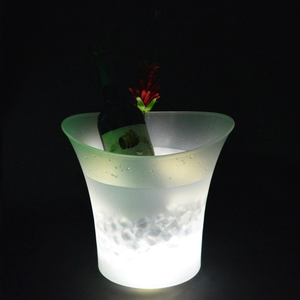 

7 Color LED New 5L Waterproof Plastic LED Ice Bucket Color Bars Nightclubs LED Light Up Champagne Beer Bucket Bars Night Party