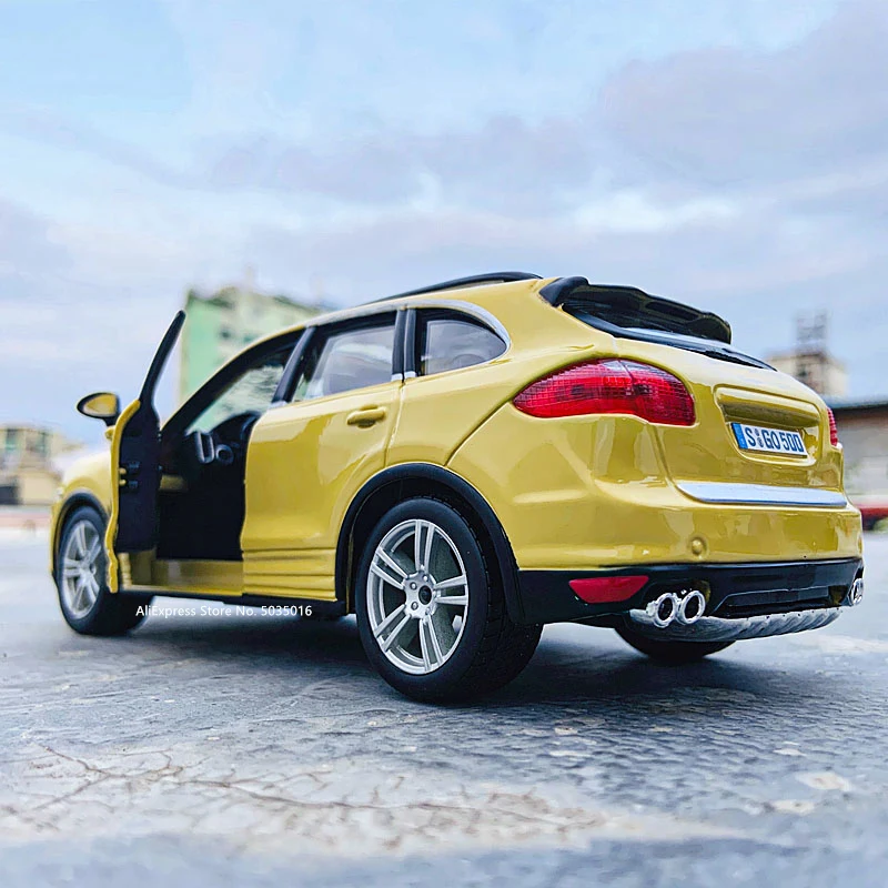 Bburago 1:24 Porsche Cayenne Turbo моделирование брелок для автомобильных ключей модель ремесел