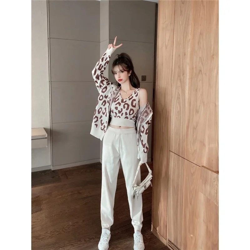 Women's Plus Size Knit Suit Autumn and Winter New Style Sling Cardigan Jacket with Feet Pants Women's Casual Three-piece Suit