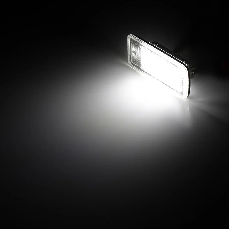 Подсветильник ка для номерного знака Audi светодиодная лампа A3 S3 A4 S4 B6 A6 S6 A8 S8 Q7 12 В 2