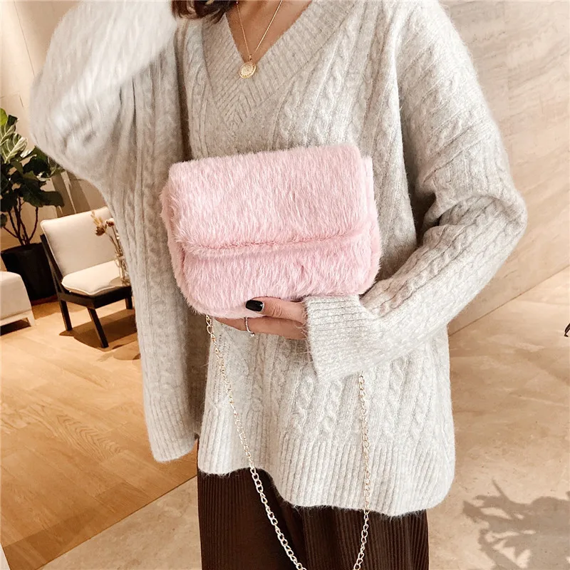 

Faux Fur Crossbody Bags for Women Autumn Winter Plush Purses and Handbags Luxury Designer Female Chain Flap Pocket Clutches Bag