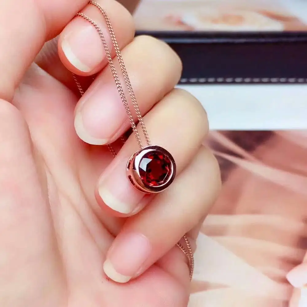 

SHILOVEM 925 silver natural garnet pendants send necklace classic wholesale Fine women new gift 8*8mm mz0808365agz
