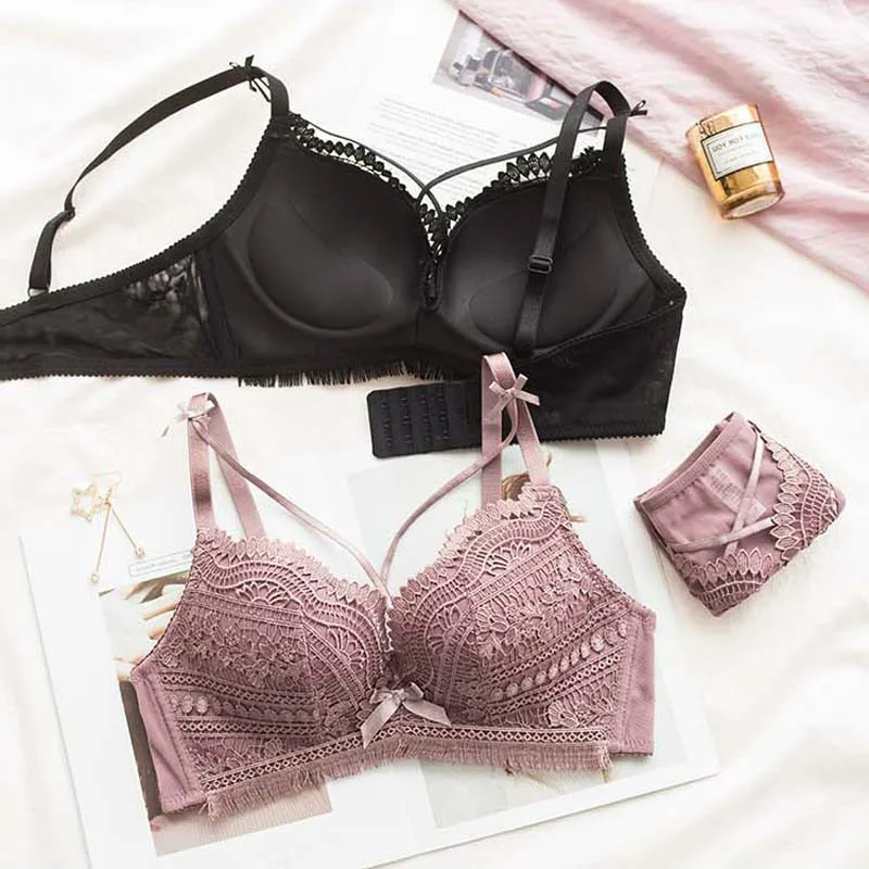Комплект женского кружевного нижнего белья с вышивкой и бантиком|Комплекты
