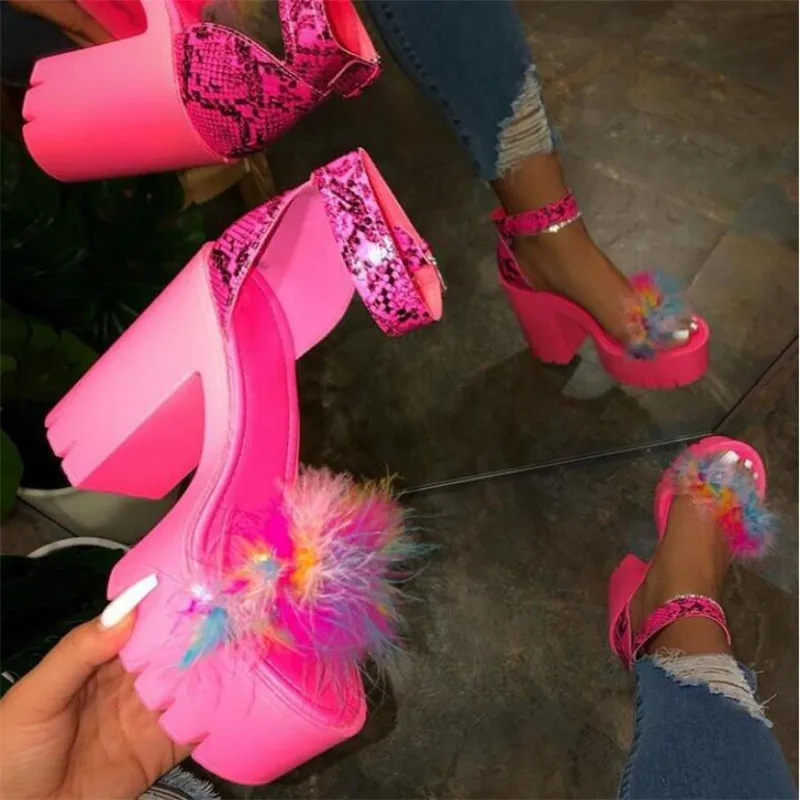 

Spring/summer 2020 new women fur rubber high heel platform outdoor leisure buckle slippers beach sandals ladies banquet sandals