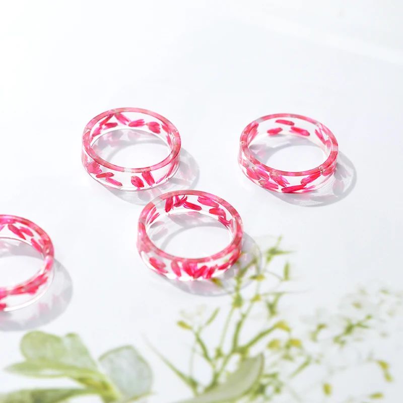 

Fashion Handmade Transparent Dried Flowers Inside Epoxy Resin Ring For Women Finger Punk Jewelry