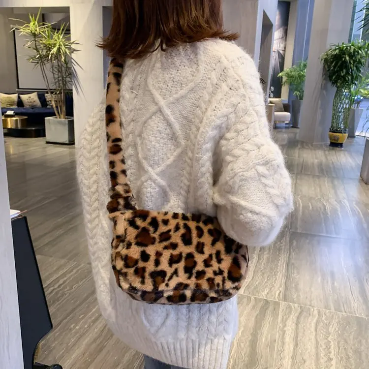 

2020 Leopard Plush Soft Female Shoulder Bags Fashion Lady Vintage Handbags Women Large Capacity Messenger Bags Crossbody Pouch