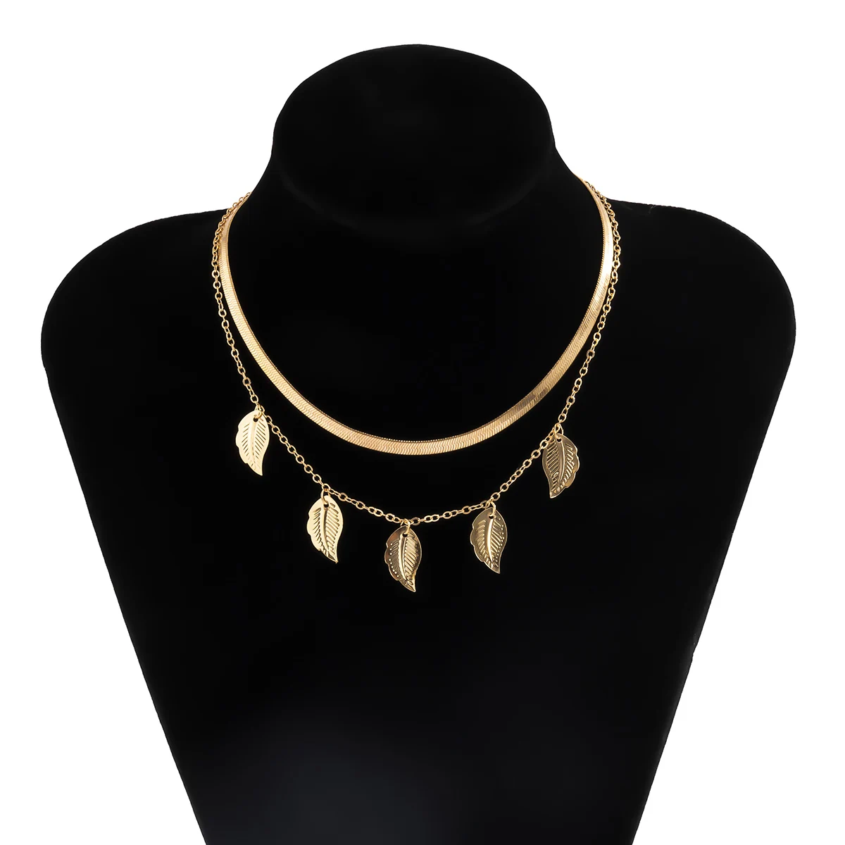 

Boho Layered Choker Necklaces Handmade Tree Leaf Pendant Necklace Multilayer Adjustable Layering Snake Chain Gold Color Necklace