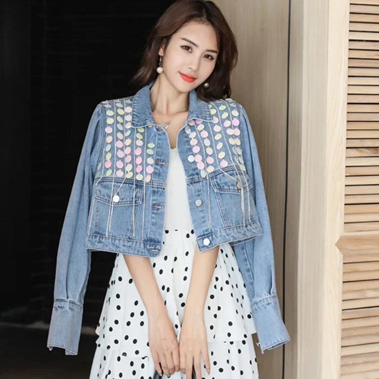 Куртка женская джинсовая с длинным рукавом блестками и кисточками весна 2021 |