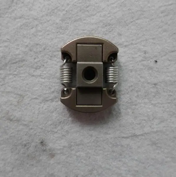

NB211 сборка сцепления подходит для ROBIN SUBARU NB2100A MAKITA RBC251 RBC201 RST250 RST210 и более 2 полных туфель и пружины