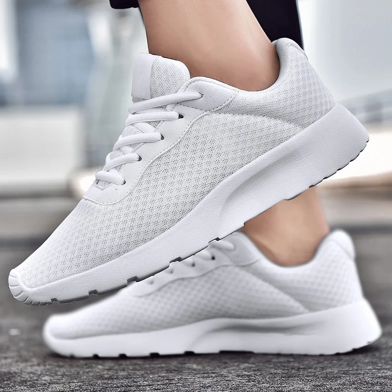 

Running shoes 2019 new men women lightweight sneakers breathable lace-up shoes brand women's shoes designer platform sport shoes