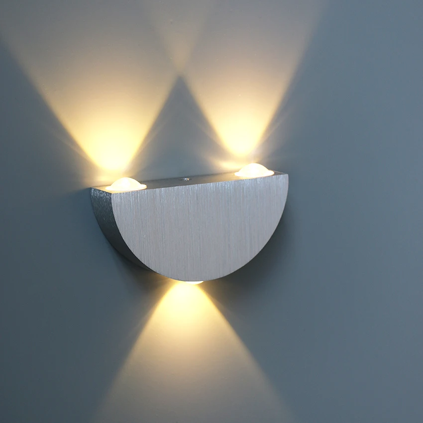 Светодиодная алюминиевая настенная лампа бра направленного света для спальни