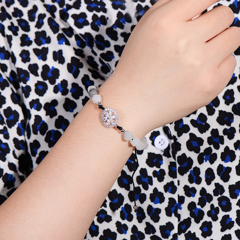 Браслет женский из натурального камня с гранеными бусинами | Украшения и