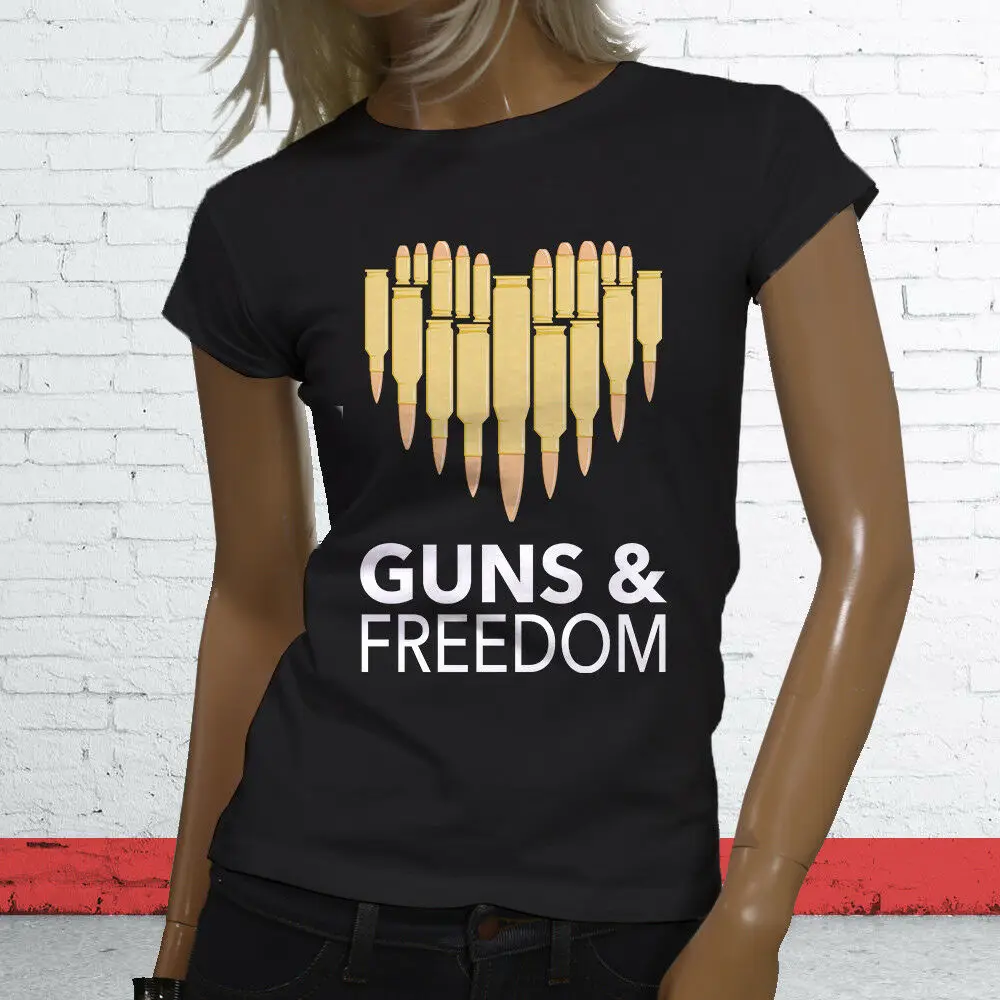 Женская Черная футболка с надписью LOVE GUNS AND FREEDOM BULLET HEART|Футболки| |