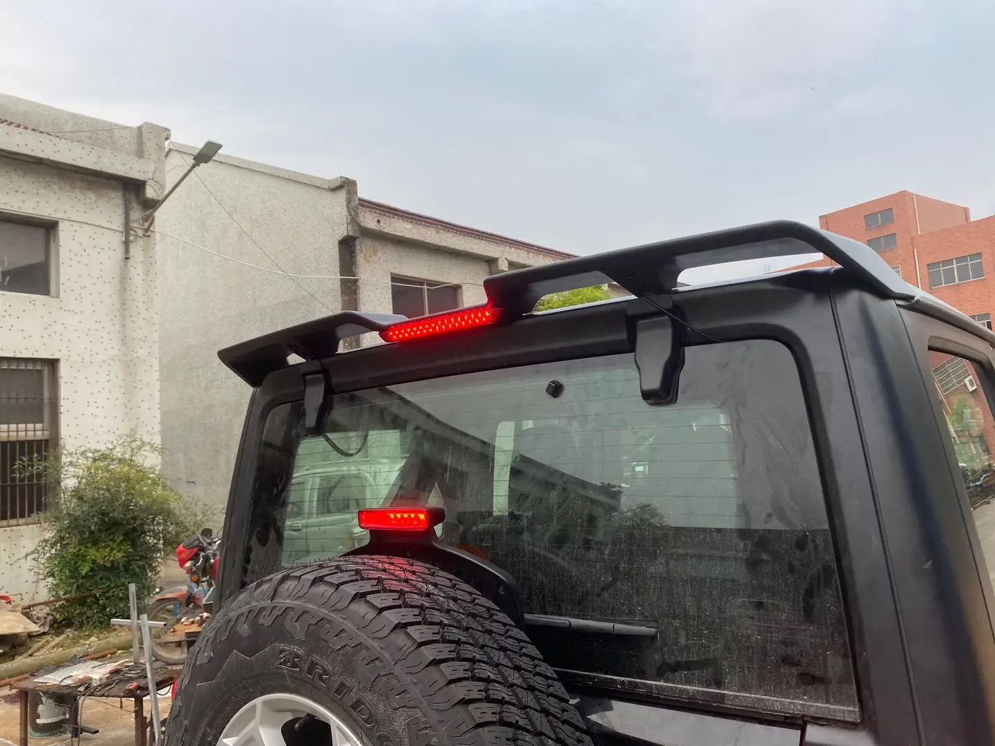 

J367 JL1195 Rear Spoiler /tailplane New style For Jeep Wrangler JK 07-17 & JL 2018+ LANTSUN