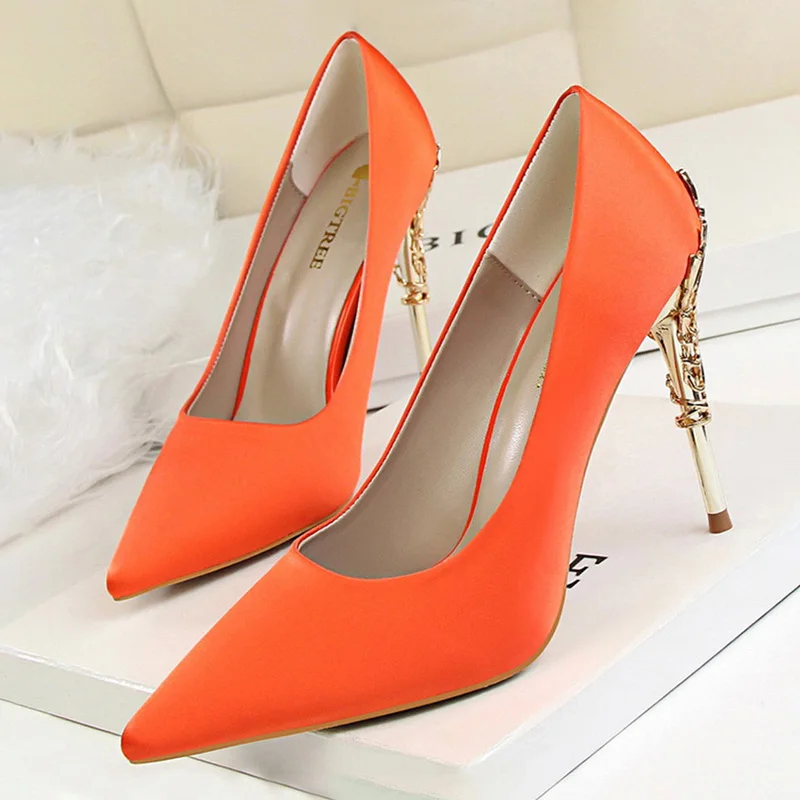 Женские туфли-лодочки женские туфли на каблуке с резным металлическим каблуком