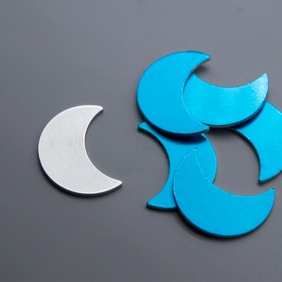 Crescent Moon Aluminum Blanks for Metal Stamping and Engraving Jewelry Making Pendant Pet ID Tags