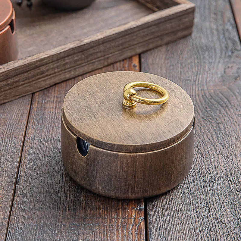 

Retro Ashtray With Lid Creative Home Living Room Resin+Metal Anti-Fall Ash Tray Box Living Room Desktop Decor