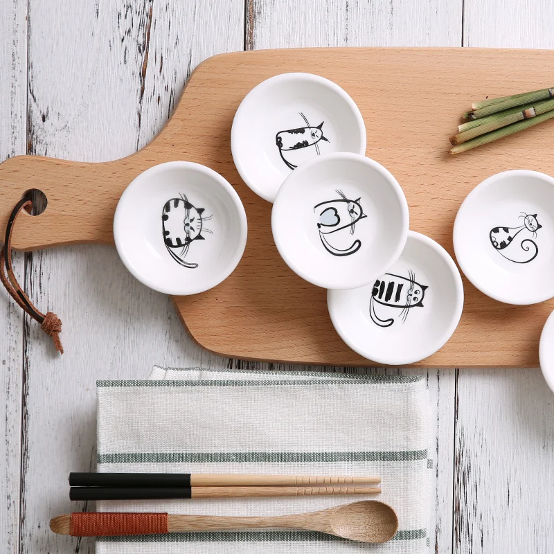 

6Pcs Ceramic Kitten Seasoning Small Dish Soy Sauce Vinegar Jam Bowl Kitchen Small Plate Creative Cartoon Tableware White Dish