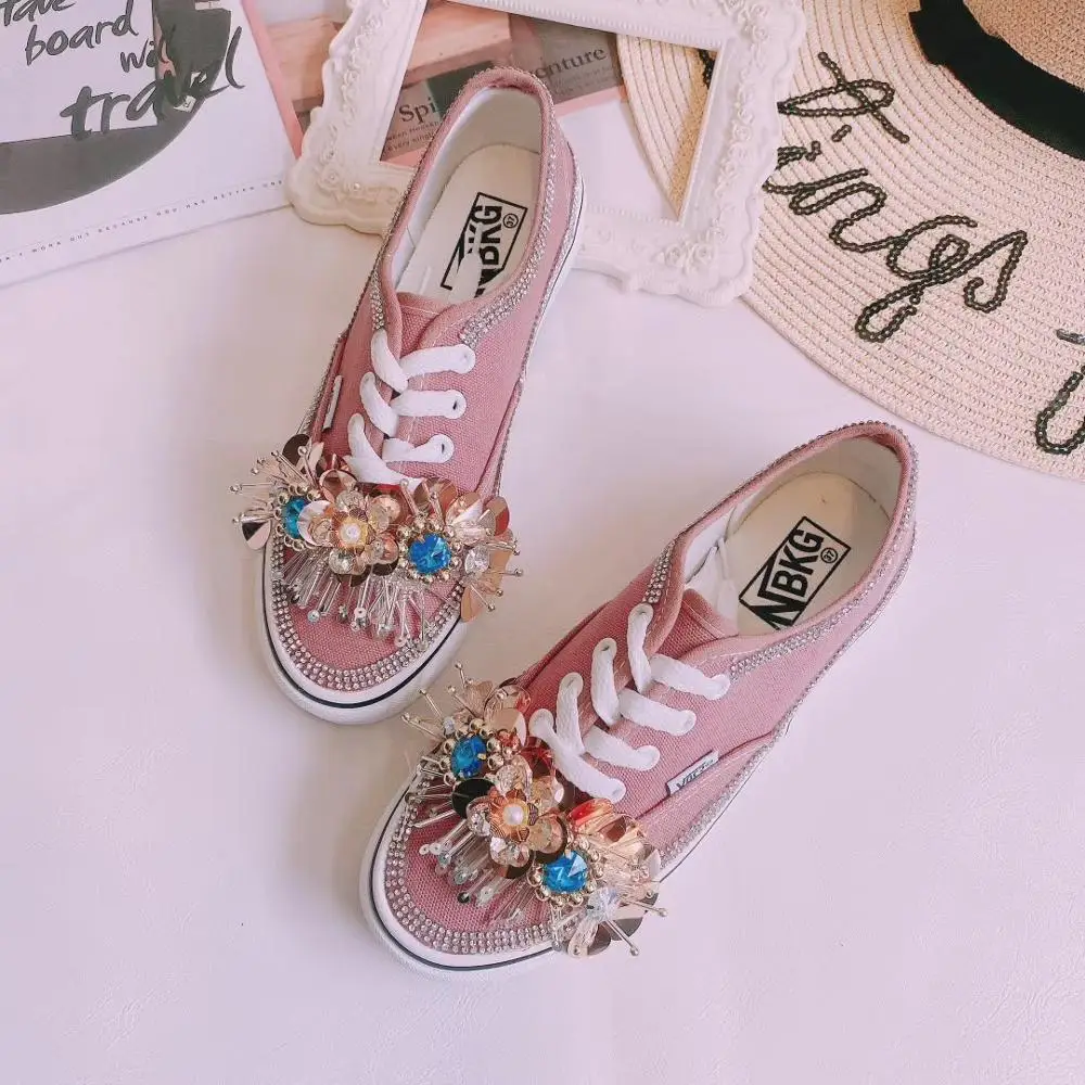 Высококачественные модные холщовые туфли с инкрустацией стразами модная