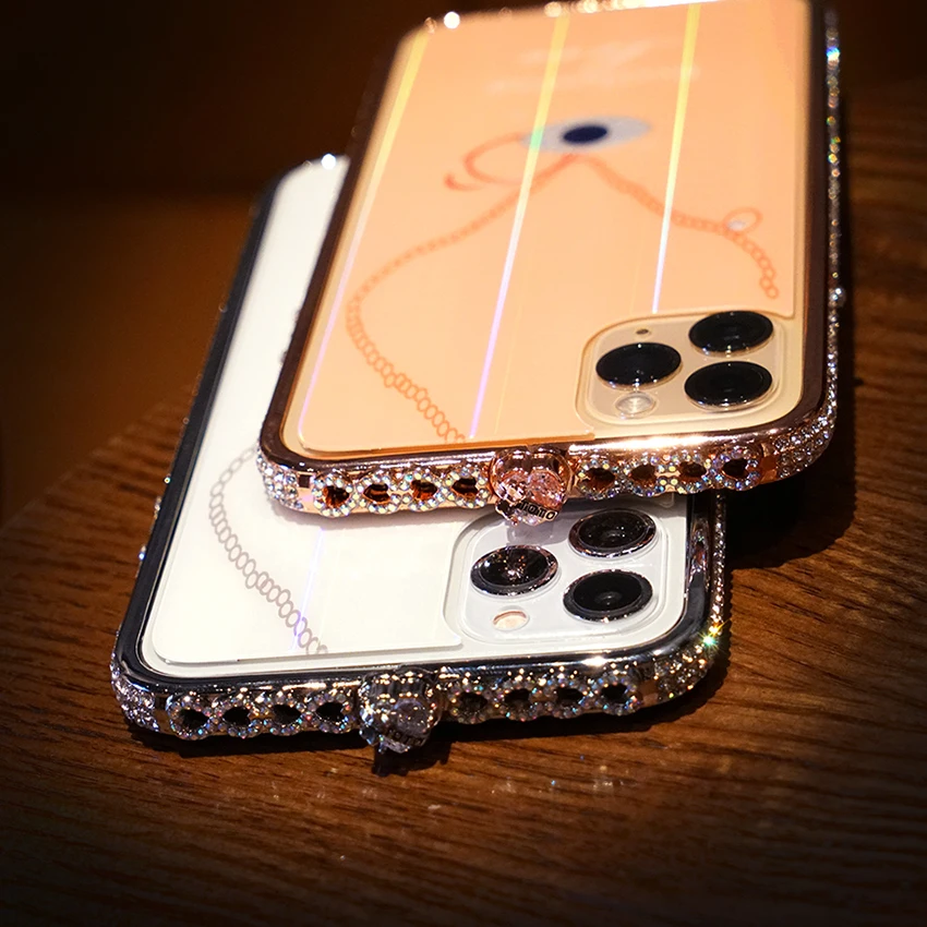 

Luxury Flash Diamond Heart Buckle Frame Phone Case Cover for iPhone 11 Pro XS Max X XR 6 7 8 Plus Metal frame Case Cover Fundas