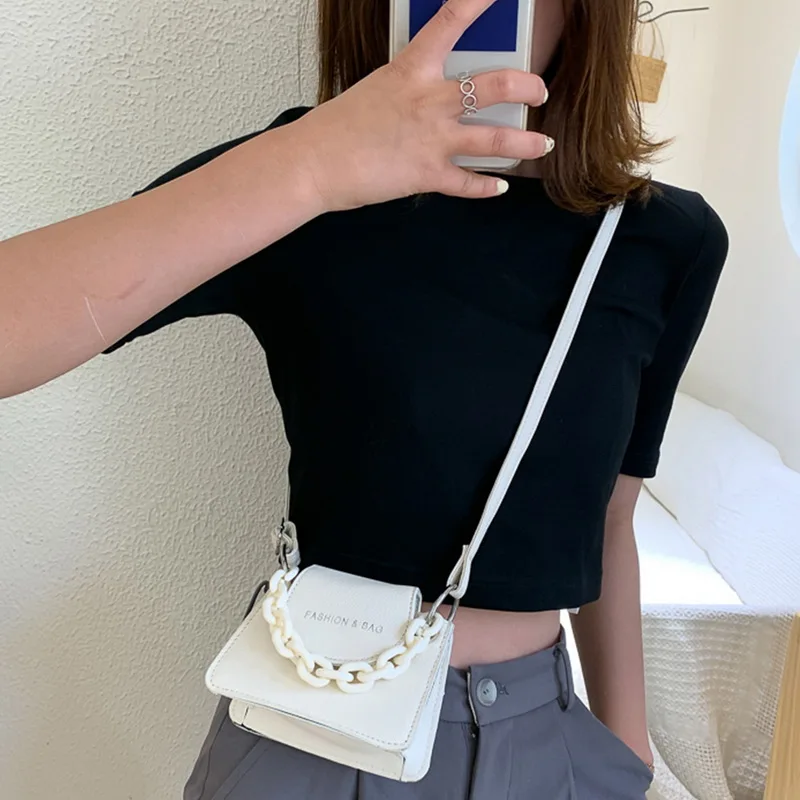 

Youth Ladies Simple Versatile Bag Women Mini Crossbody Bag Acrylic Chain Lady Hit Color PU Leather Shoulder Pouch Children Bag