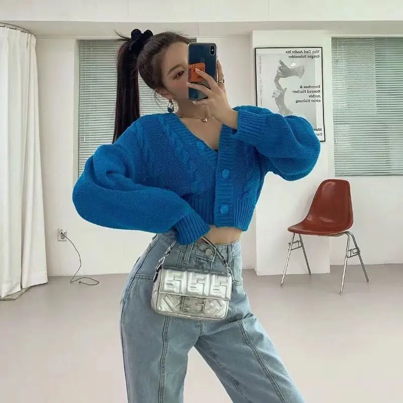 

Женский трикотажный кардиган с V-образным вырезом, однотонный короткий кардиган с зауженной талией, корейский стиль, 2021