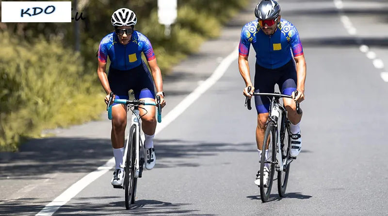 Новинка Женский комплект из Джерси с коротким рукавом для велоспорта одежда