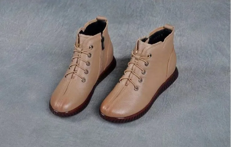 Кожаные туфли на плоской подошве со шнуровкой | Обувь