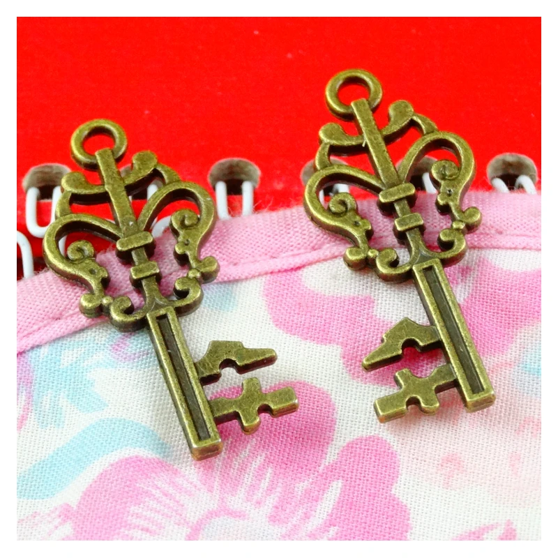 

40pcs Antique Bronze Plated Zinc Alloy Metal key Charms Pendants Diy Jewelry Findings Accessories 36*16MM