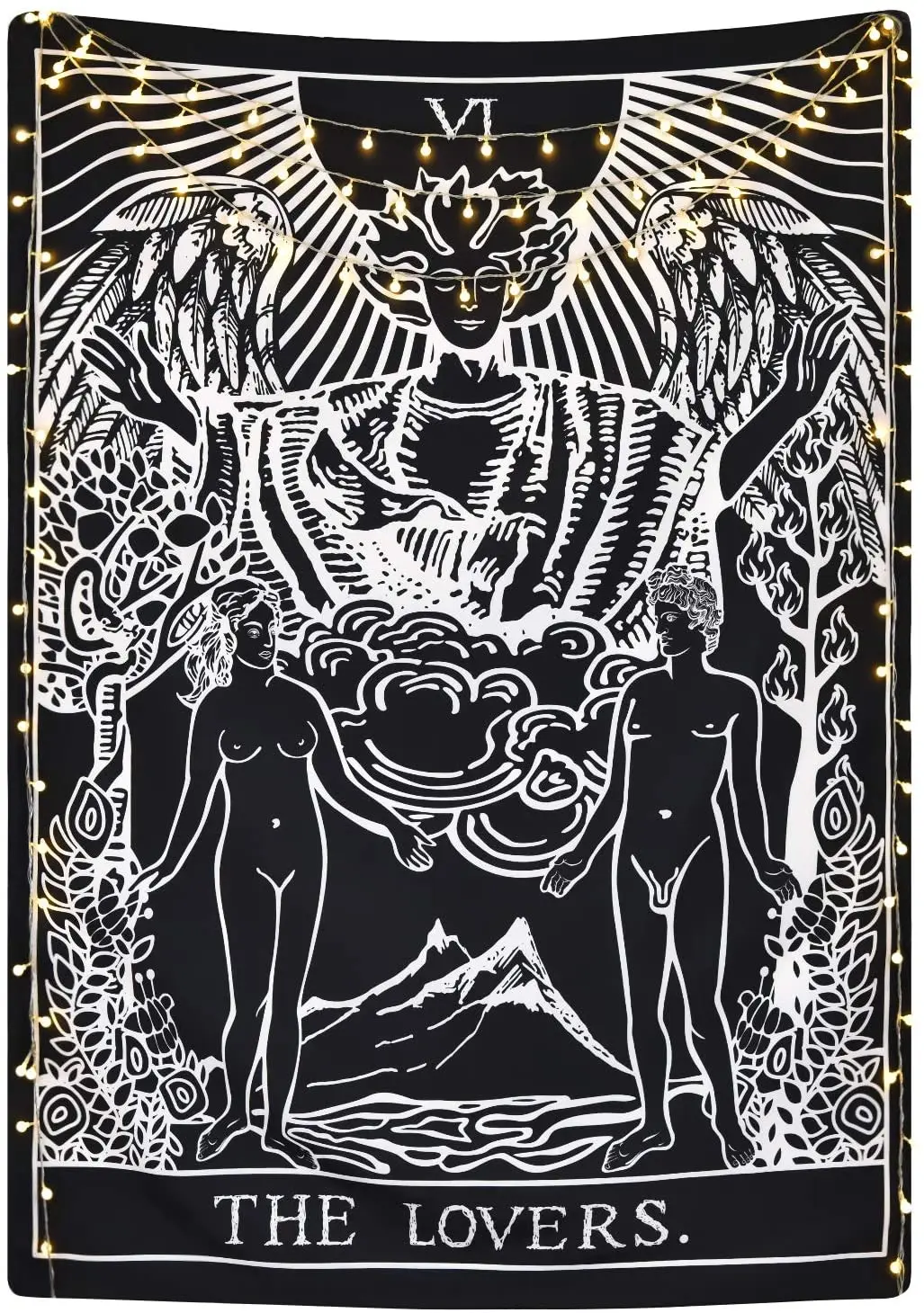 Карты Таро влюбленные стоят под деревом черный гобелен|Декоративные гобелены| |