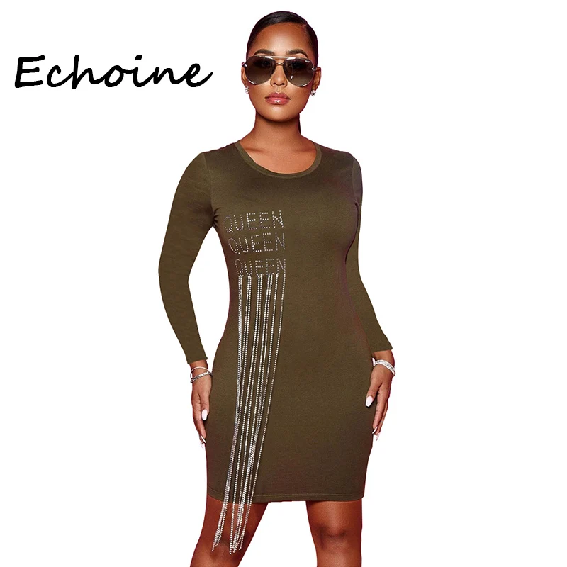 Осеннее повседневное женское платье с украшением из бриллиантов и кисточками