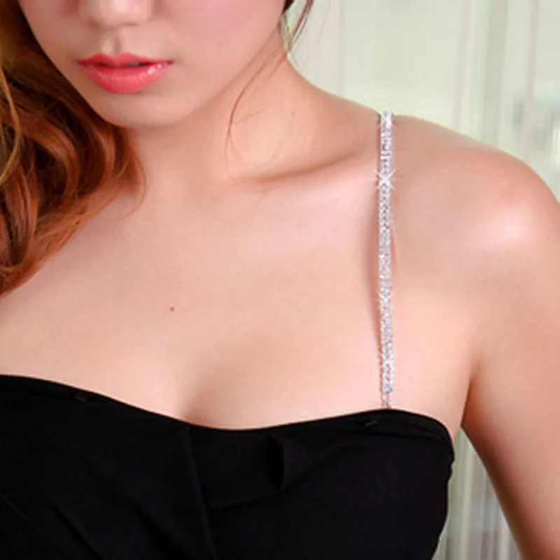 Элегантное регулируемое вечернее платье с бабочками сверкающими фианитами