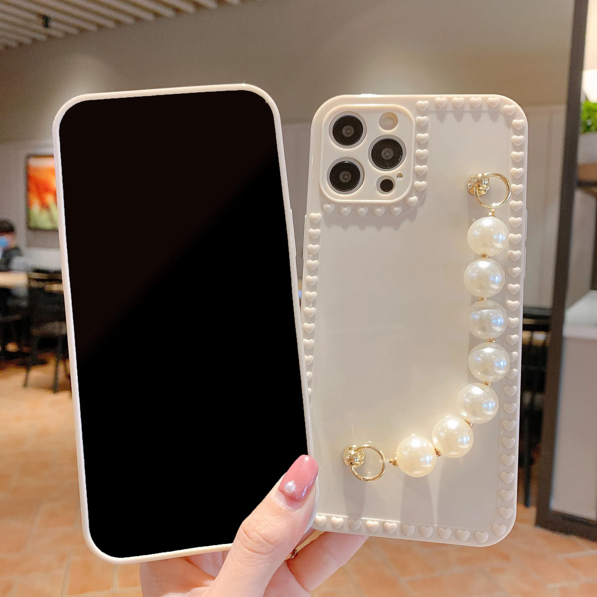 

Luxury Pearl Bracelet Girls 12 Pro Max Phone Case Soft Unti-fall Xs Max Simple Cases Fashion Iphone Back Cover