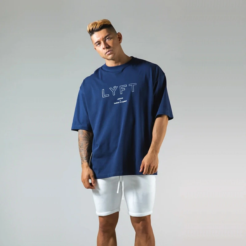 Футболка мужская с коротким рукавом и логотипом контур|Мужские футболки| |