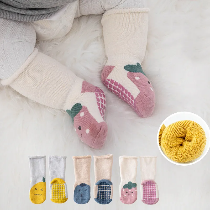 

Милые детские носки, Мультяшные махровые носки, зимние противоскользящие напольные носки, плотные теплые носки с фруктовым принтом для новорожденных, девочек, мальчиков, реальные детские носки
