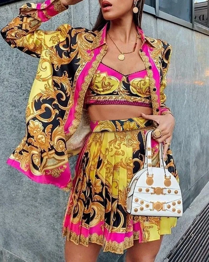 

2021 women's new three-piece fashion retro printed camisole and high-waist pleated skirt with long-sleeved shirt jacket suit