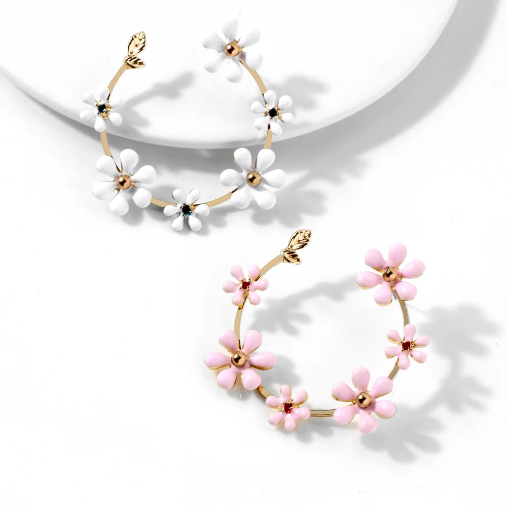 

New style color personality fashion simple and generous earrings copper dripping flower earrings