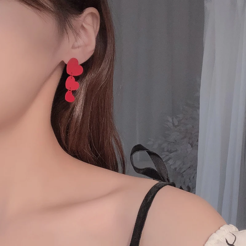 S925 иглы милые корейские серьги красивый дизайн теплые три красные сердца Висячие