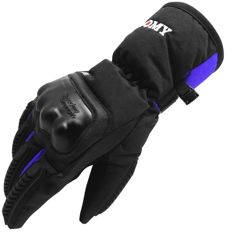 

Sportswear & Accessories