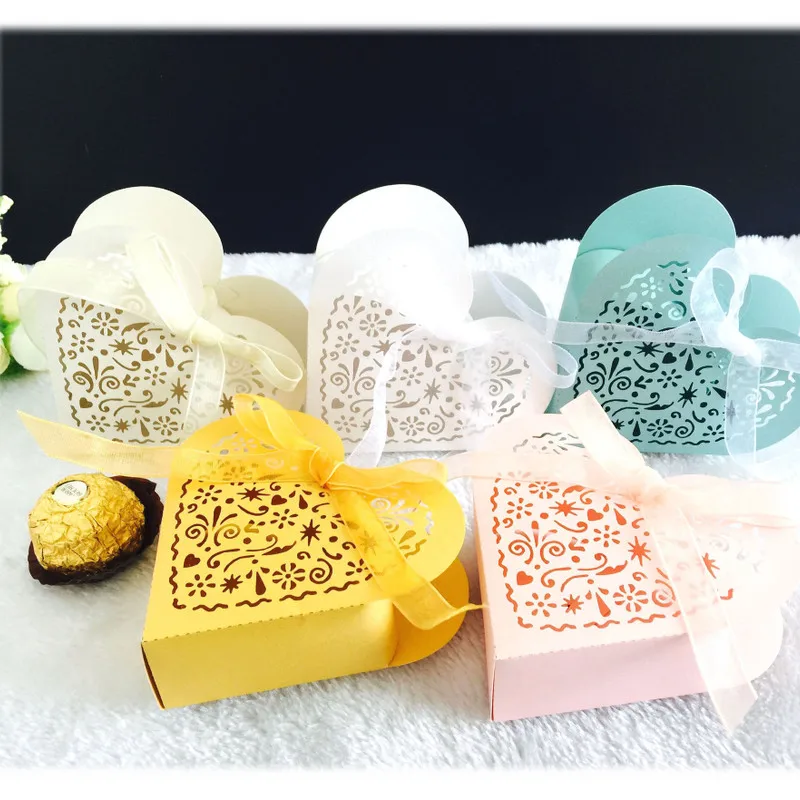 

Wedding Party Favors candy gift box packaging boite dragees de mariage Hollow out Romantic Flower box With ribbon free shipping