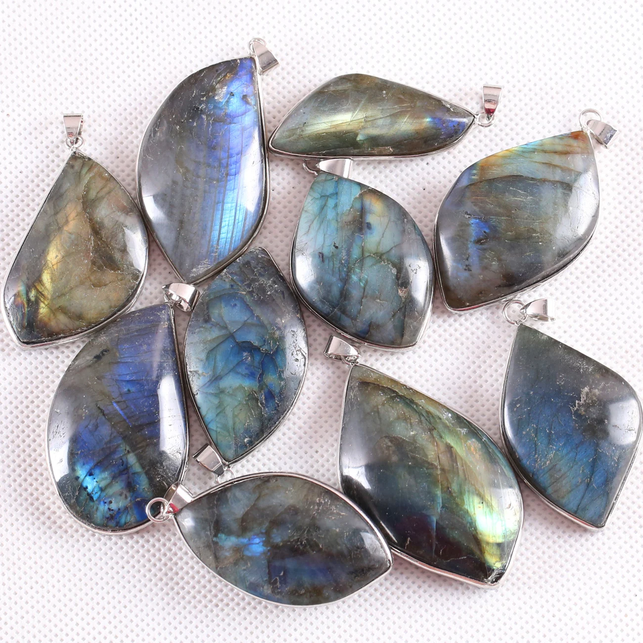 Подвеска с драгоценным камнем натуральный камень бусины неправильной формы