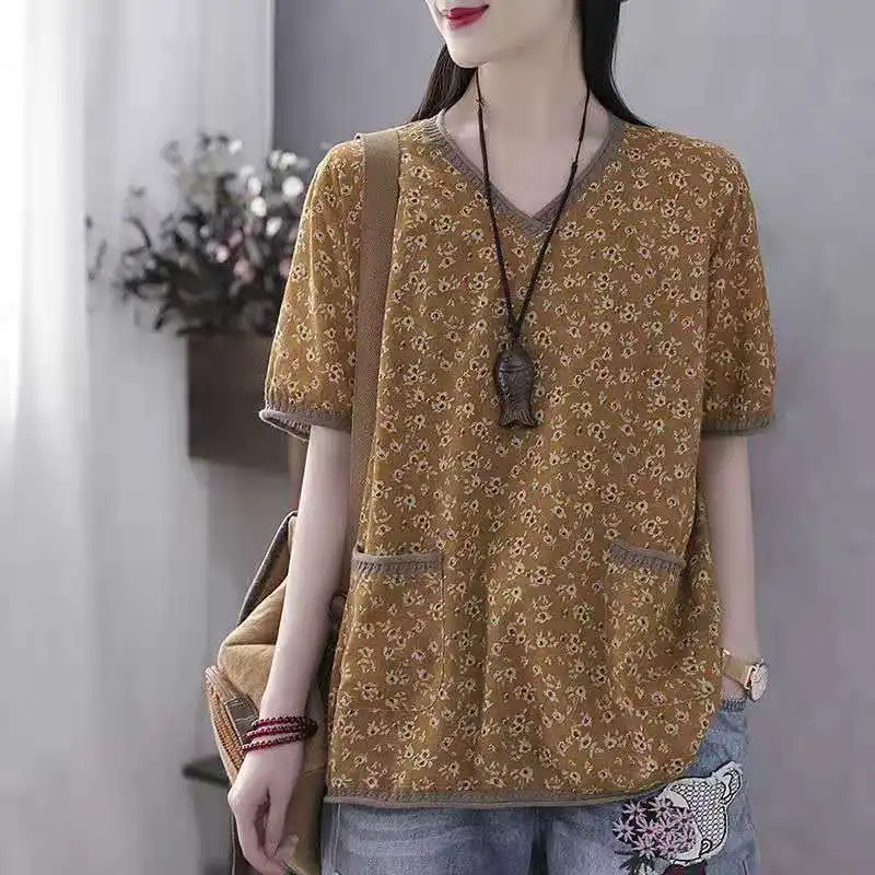 

Женская хлопковая футболка с коротким рукавом, облегающая Базовая футболка с цветочным принтом в Корейском стиле, одежда для весны и лета