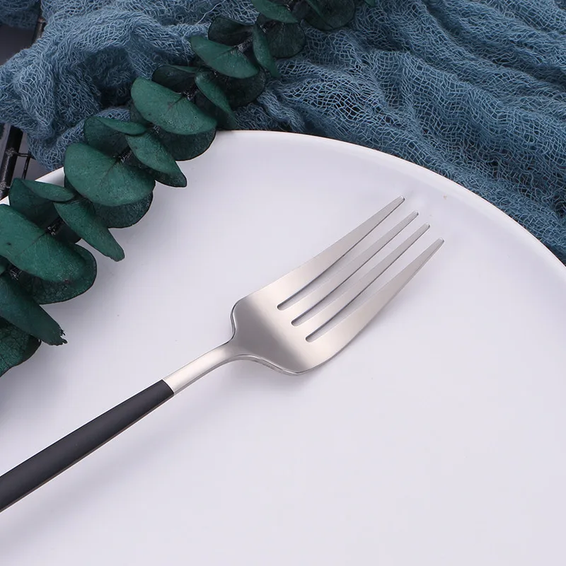 

6/30Pcs Black Silver Cutlery Set Stainless Steel Gold Cutlery Tableware Set Western Spoon Fork Knife Dinnerware Silverware Set