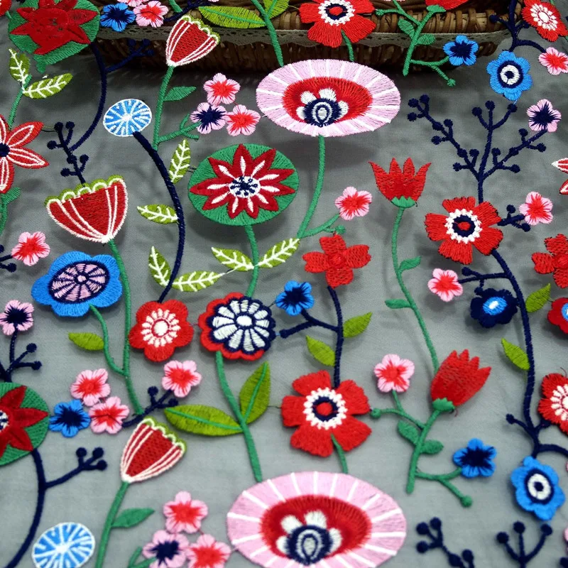 High-end Yarn-dyed Fabrics Colored pp Line Embroidery Lace Flower and Leaf Style Fashion Skirt Fabric | Дом и сад