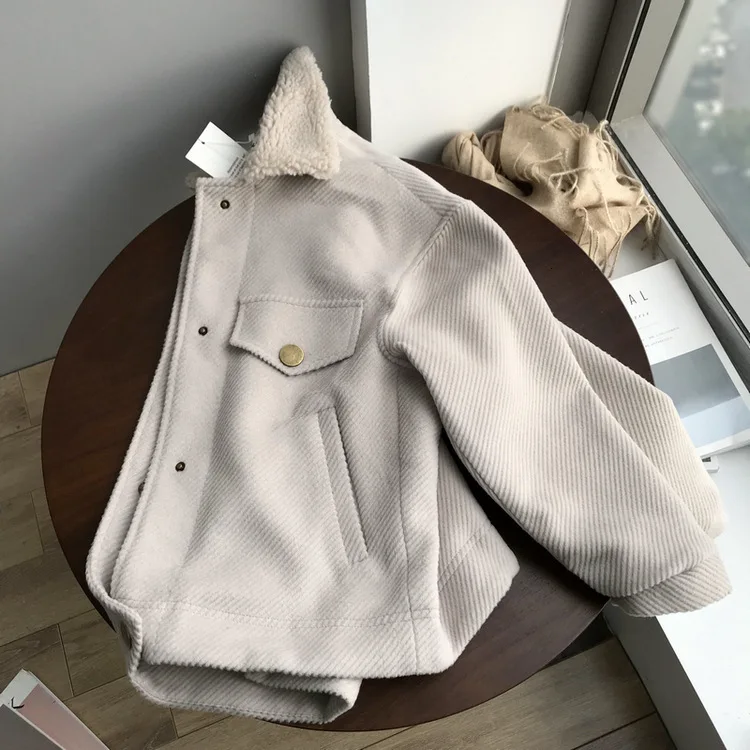 beige Женская Вельветовая куртка винтажная овечья шерсть воротник Осень Зима Свободная верхняя одежда однотонное пальто Женская хлопковая куртка с мехом - Цвет: beige