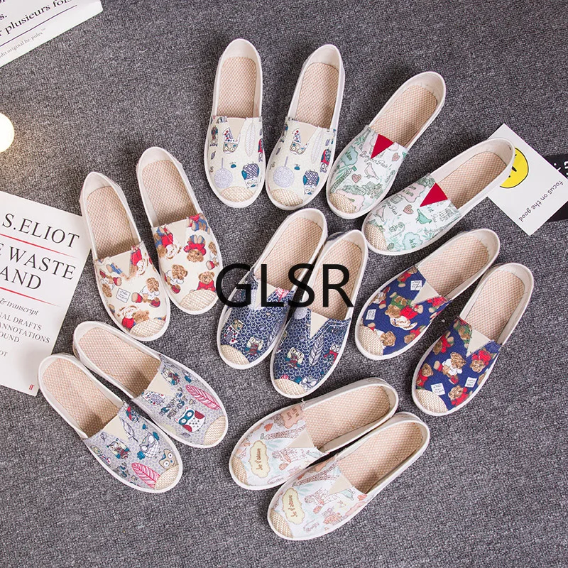 

Лоферы женские удобные, эспадрильи, криперы на плоской платформе, граффити, без застежки, обувь на осень